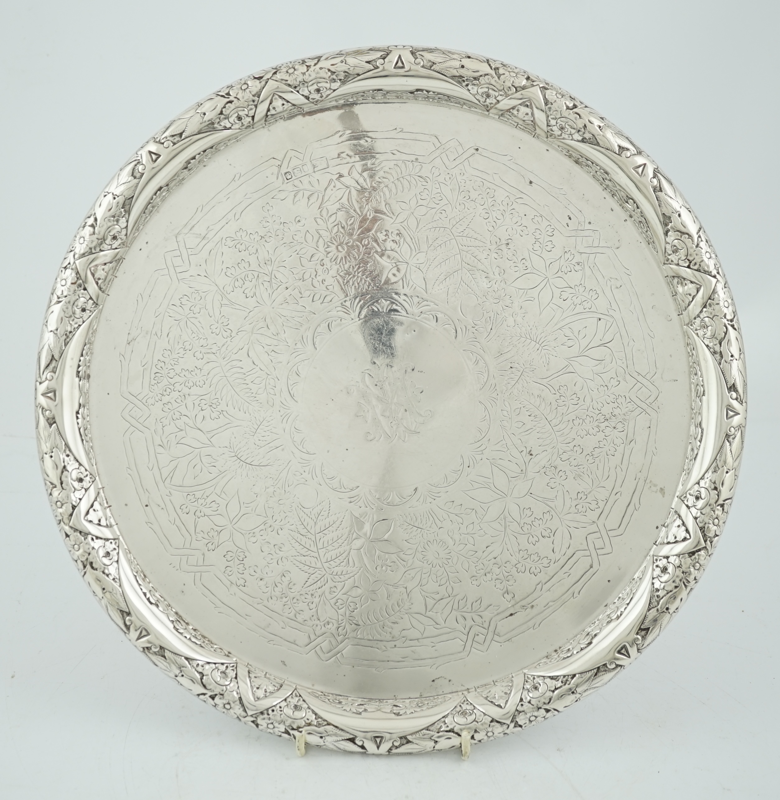 A George V silver circular tray, by Walker & Hall